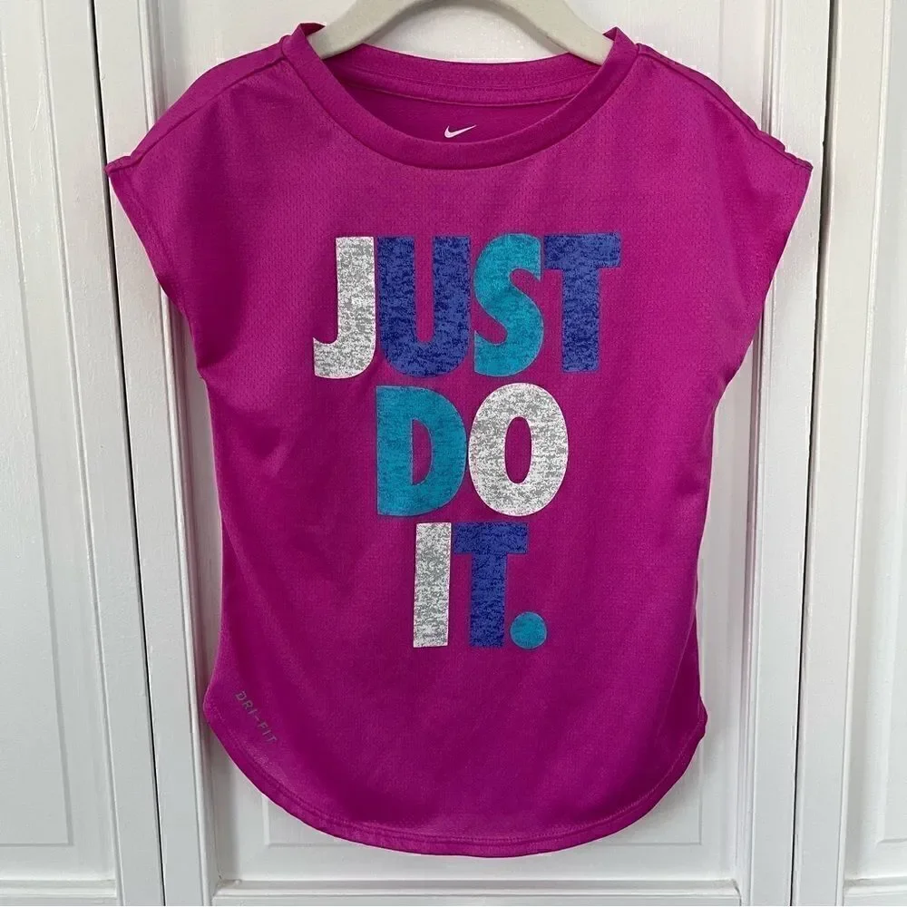 Girls Nike The Nike Tee Dri Fit Short Sleeve Purple ' Just Do It ' Shirt XS 4